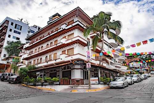 www.olasaltassuites.com