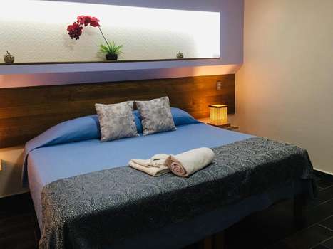www.hotelposadacomala.com.mx