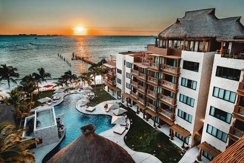 www.beloislamujeres.com