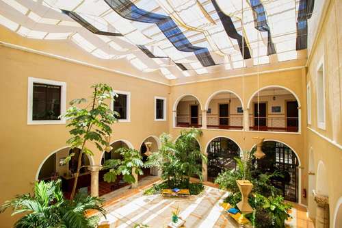 www.hotelmeridayucatan.com.mx