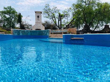 www.vergelresort.com