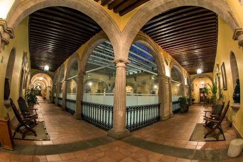 www.hoteljuaninos.com.mx