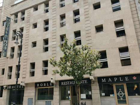 www.hotelroble.com