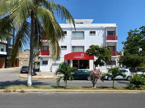 www.lb-hotel.com