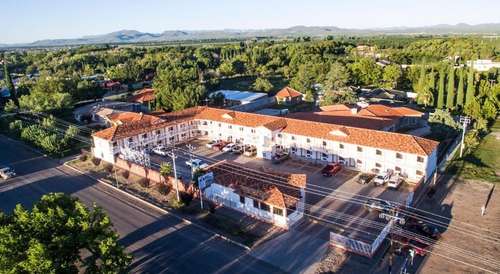 www.hoteldublan.com