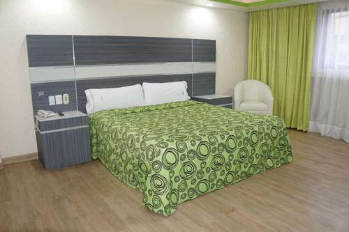 www.hotelcoronareal.com.mx