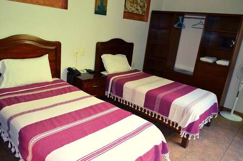 www.hoteldonnino.com