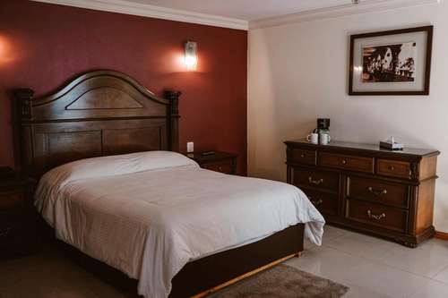 www.hotelpuebladeantano.com