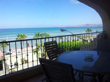 www.lasgaviotascondohotel.com