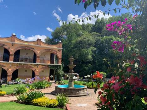www.hotelrealdehuasca.com