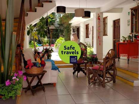 www.hotel-casamia.com