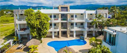 www.reservaguayabitos.com