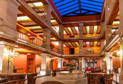 www.hotelcasaprimavera.com