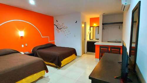 www.hotelmarques.com.mx