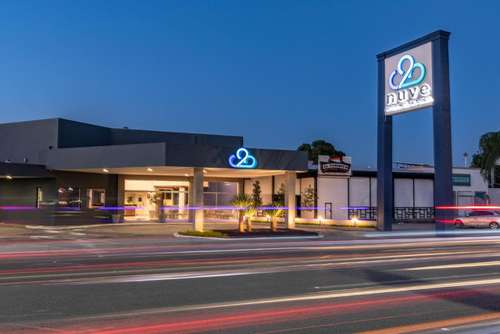 www.nuvehotel.com