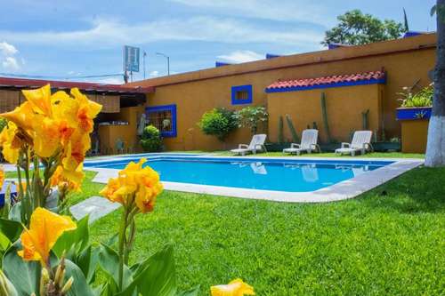 www.hoteldoncenobio.com