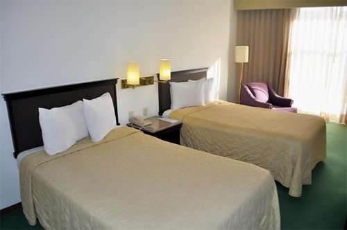 www.hotelarroyoexpres.com