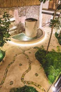 www.treehouseboutiquehotel.com