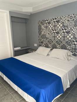 www.hotelrias.com