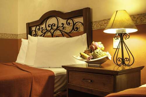 www.mayacampechehotel.com
