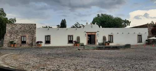 www.restauranteelsalitre.com