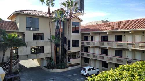 www.hotel-frontiere.com