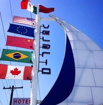 www.velariohotel.com