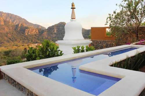 www.hostaldelaluzresort.com