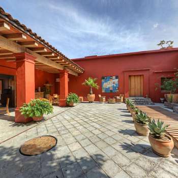 www.lacasonadetitaoaxaca.com
