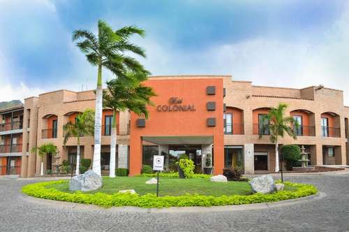 www.hotelcolonialhermosillo.com