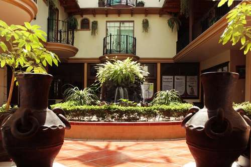 www.hotelcascadamazamitla.com