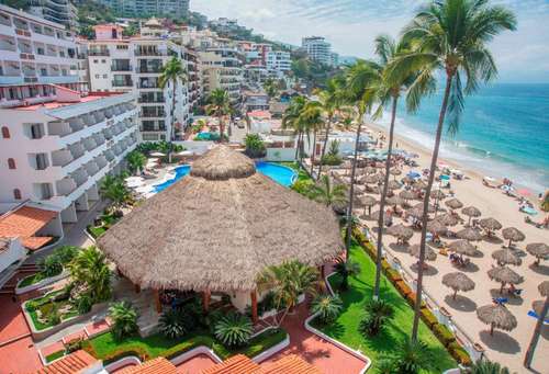 www.tropicanavallarta.com