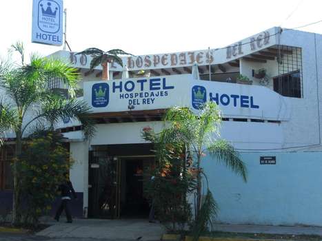 www.hotelhospedajesdelrey.com.mx