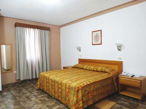 www.hotelastromundo.com.mx