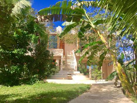 www.calakmul.mx