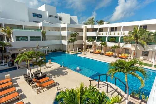 www.flamingocancun.com