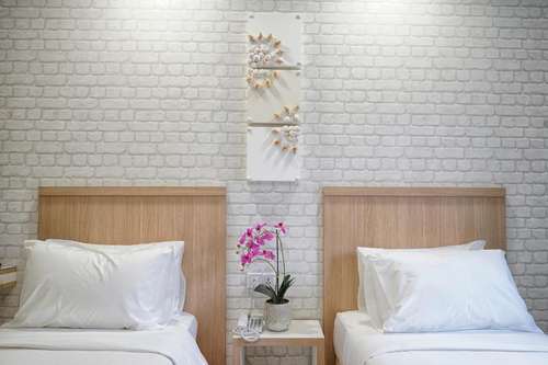 www.lighthousehotel.com.my