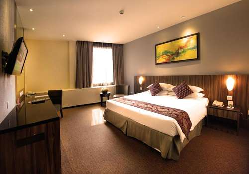 www.hotelroyalkl.com