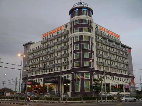 www.grandcourthotel.com.my
