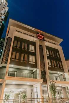 www.rhrhotelselayang.com