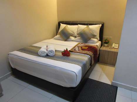 www.safarihotelkl.com