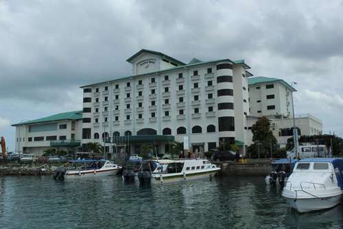 www.seafesthotel.nl