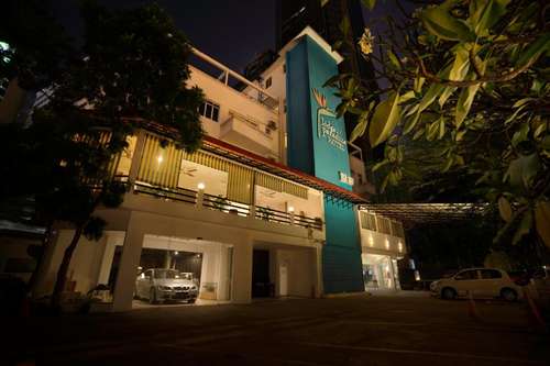 www.lodgeparadize.com