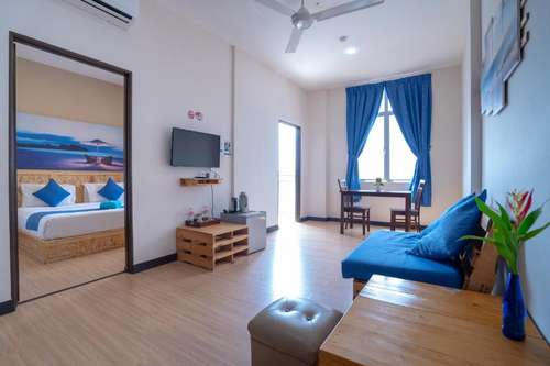 www.parettoseaviewhotel.com