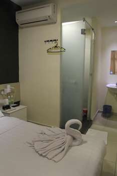 www.oneavenuehotel.com.my