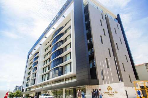 www.grandplazanampula.com