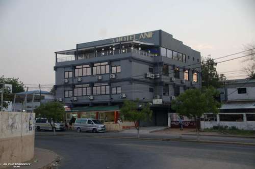 www.hotelanif.com