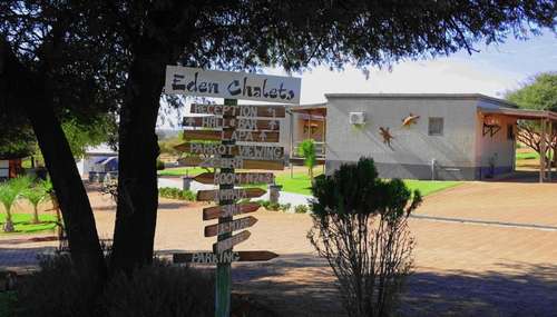 www.edenchalets.com