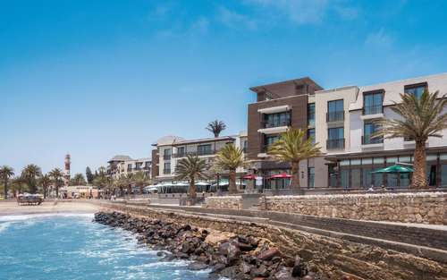 www.strandhotelswakopmund.com