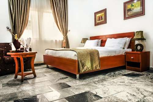 www.3jshotels.com.ng